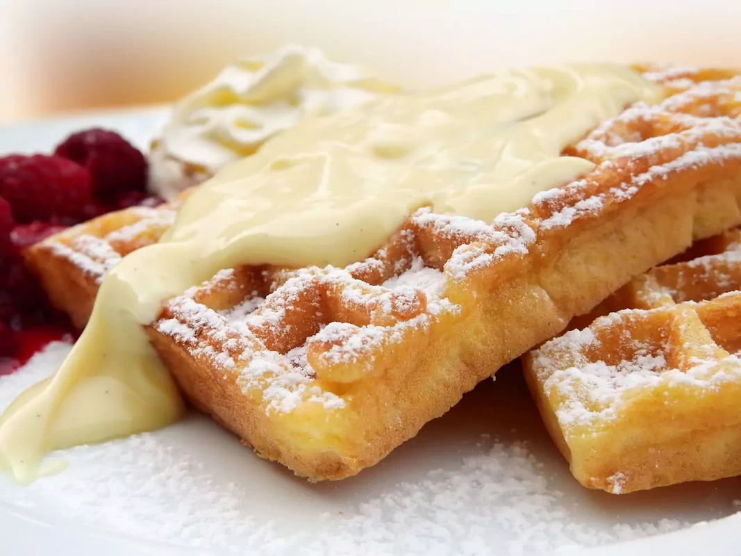 Impress Your Guests with Wheat Waffles with Fruit Compote! 